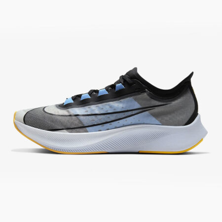 nike zoom fly run small