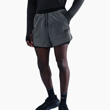 Falls Road Running Store - Men's Apparel - Nike 4" 2-in-1 Reflective Running Shorts - 010