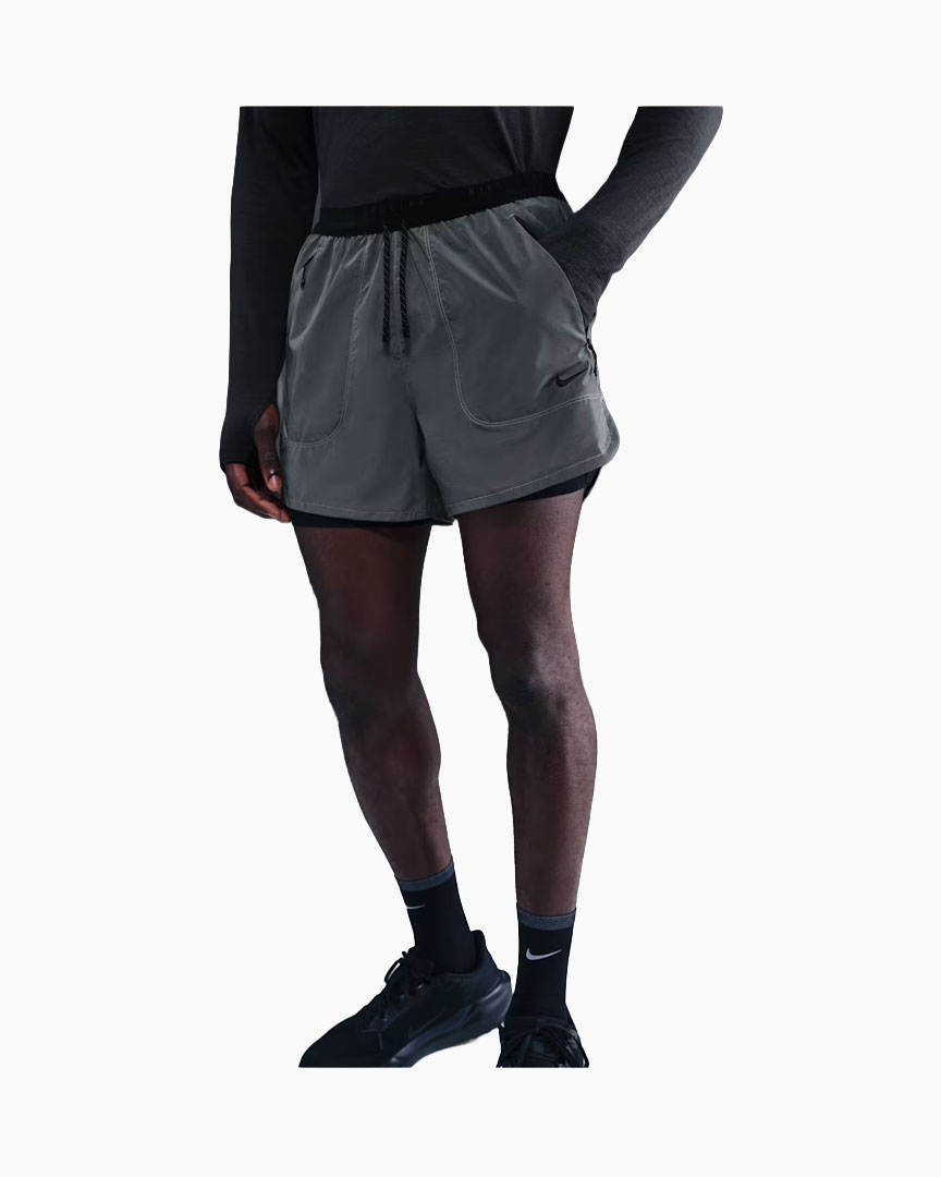 Falls Road Running Store - Men's Apparel - Nike 4" 2-in-1 Reflective Running Shorts - 010