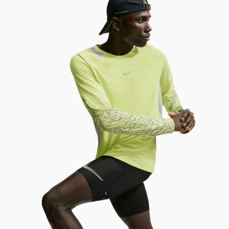 Falls Road Running Store - Men's Apparel - Nike Stride Dri-FIT Winterized Long-Sleeve Men 736